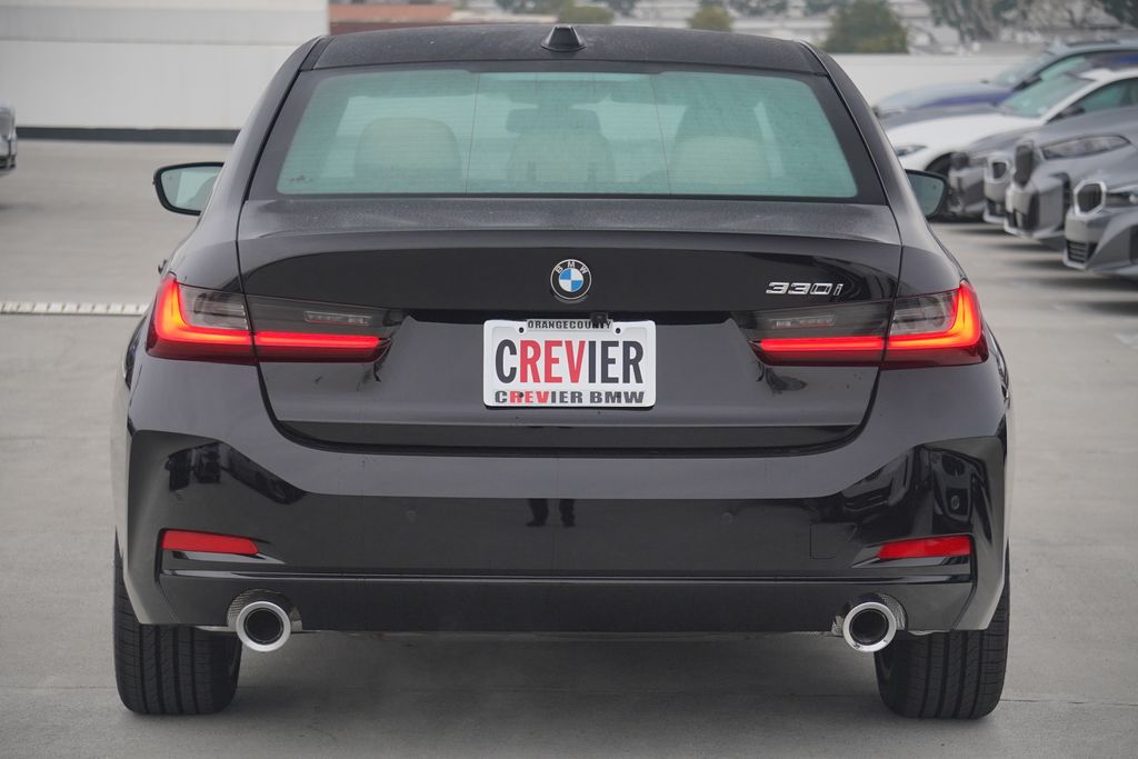 Thumbnail: 2026 BMW 3 Series - 6