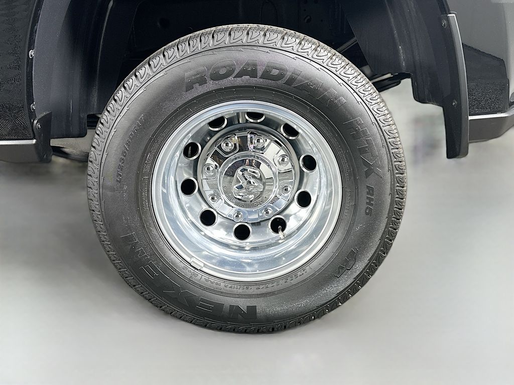 Used 2025 Black Ram Laramie image 35