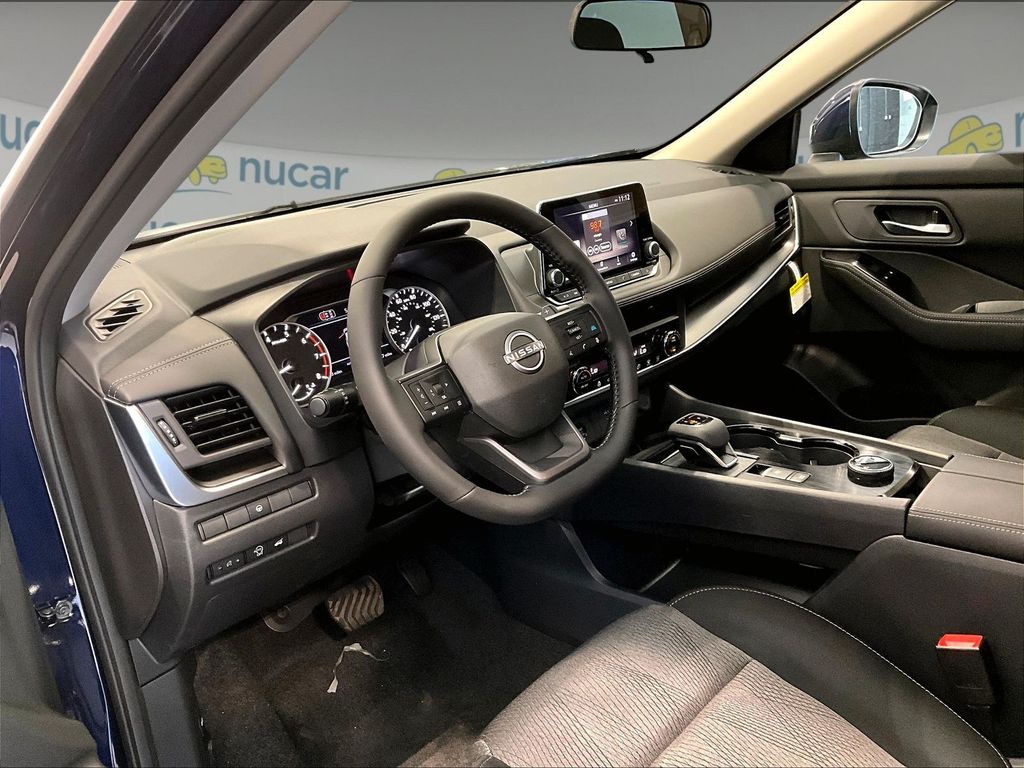 2026 Nissan Rogue — photo 6