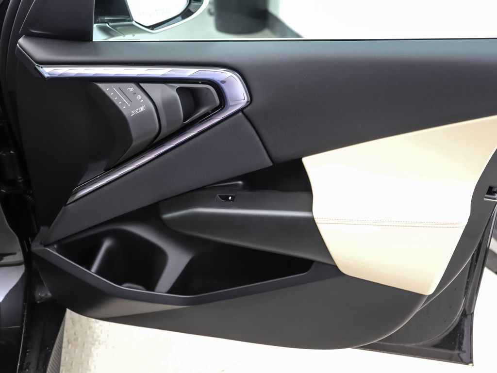 Thumbnail: 2025 BMW X3 - 29