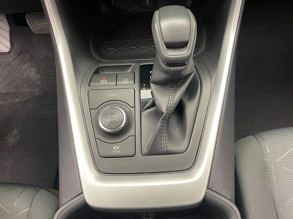 Thumbnail: 2022 Toyota RAV4 - 29