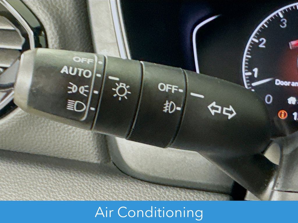 Used Car 2024 Honda Pilot  Touring For Sale Under $50,000 In Austin, Texas