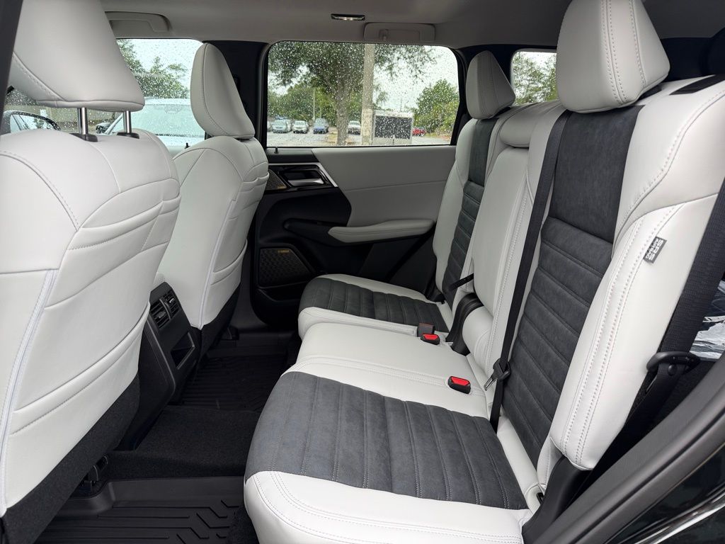 New 2026 Mitsubishi Outlander SUV