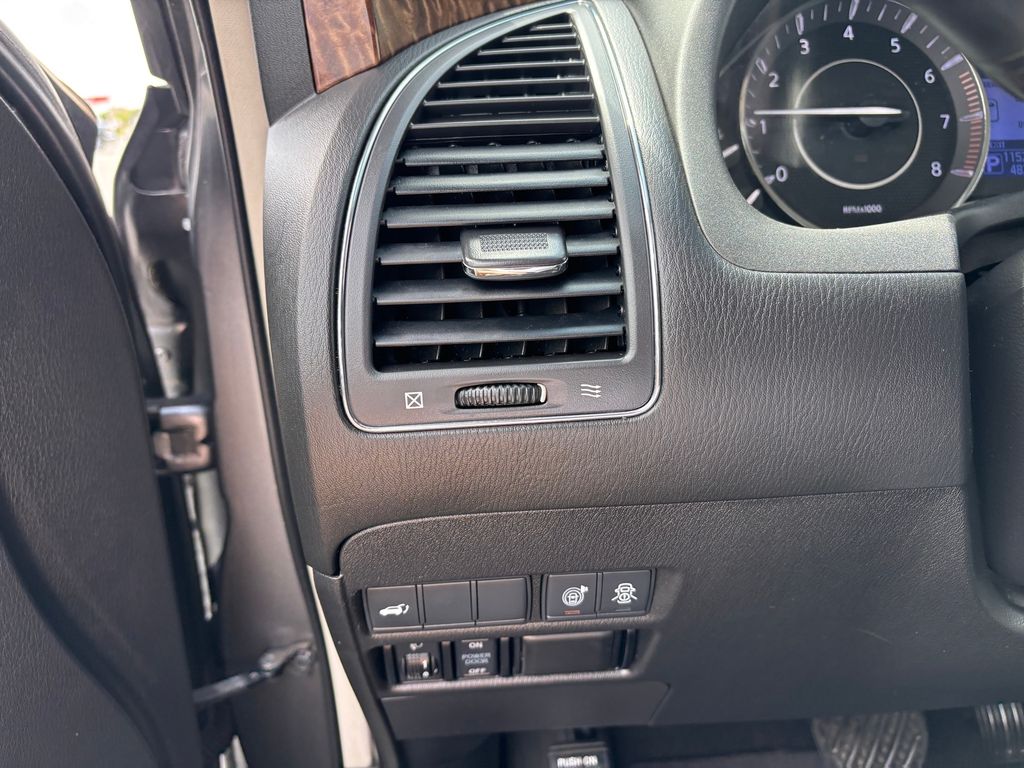 Used Car 2024 Infiniti Qx80  Luxe For Sale Under $50,000 In Austin, Texas