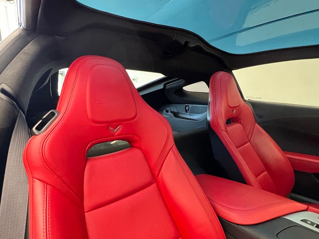 Thumbnail: 2015 Chevrolet Corvette - 9