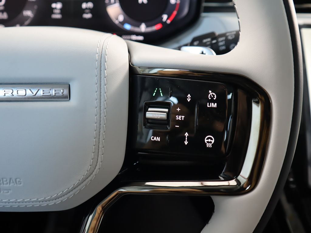 Thumbnail: 2025 Land Rover Range Rover Sport - 13