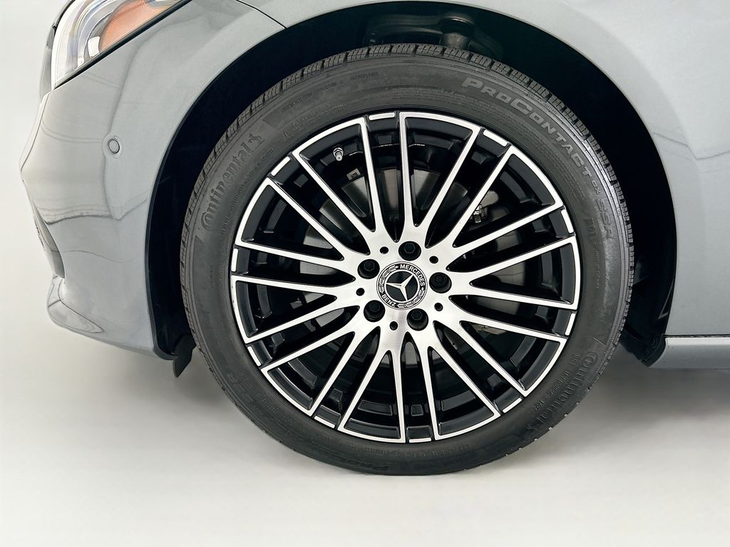 Thumbnail: 2025 Mercedes-Benz C-Class - 29