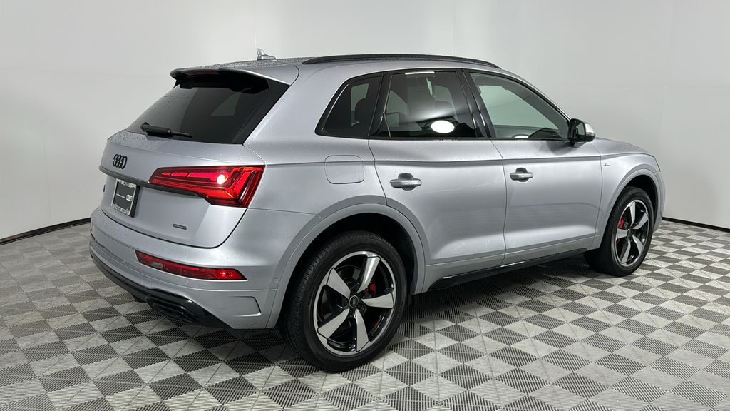 2024 Audi Q5 e Prestige 5