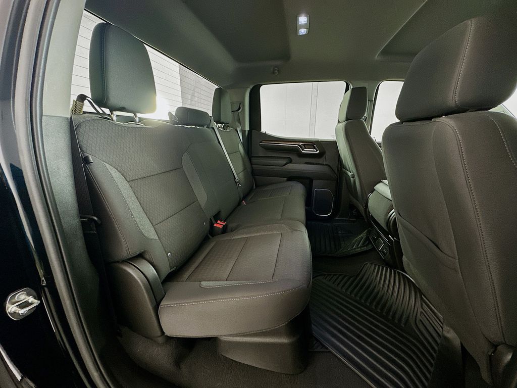 2023 Chevrolet Silverado 1500 LT 26