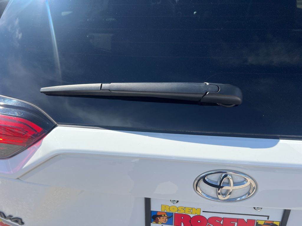 2022 Toyota RAV4 Adventure photo