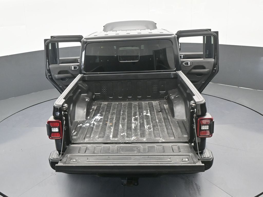 Used 2022 Black Clearcoat Jeep High Altitude image 64