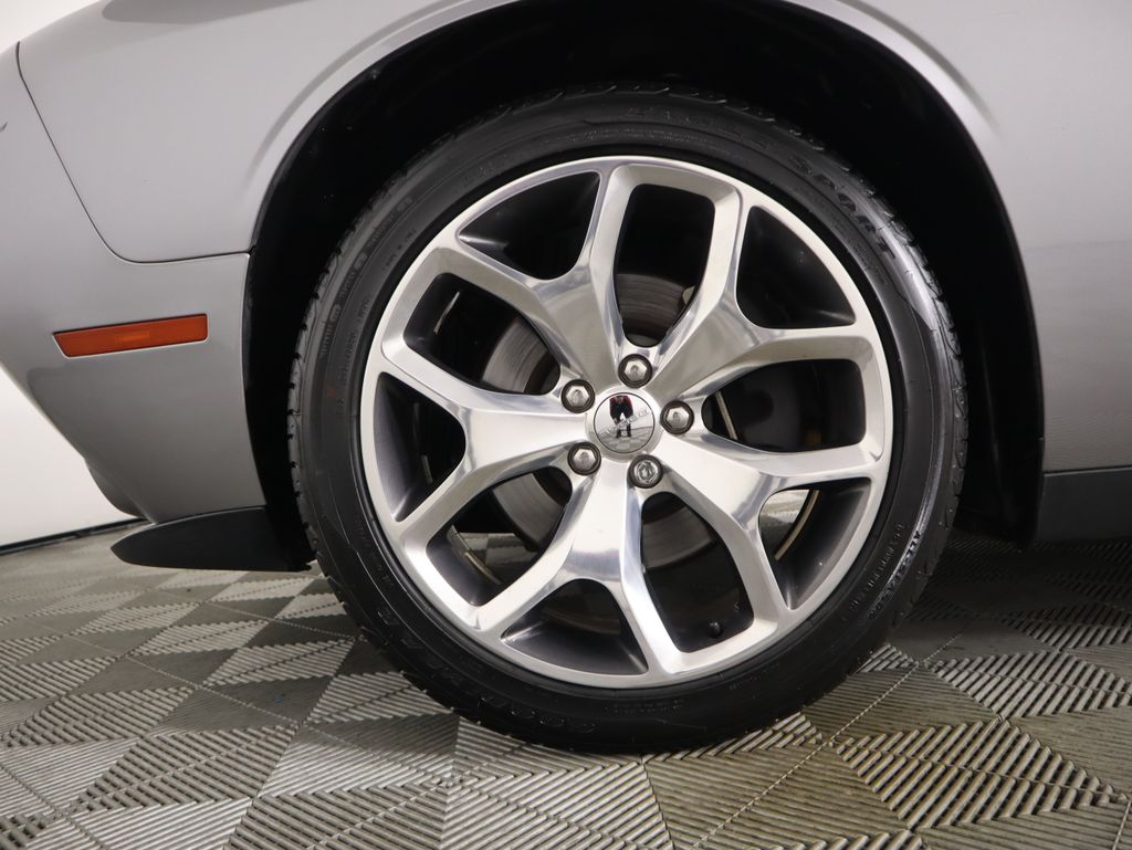 Thumbnail: 2015 Dodge Challenger - 27