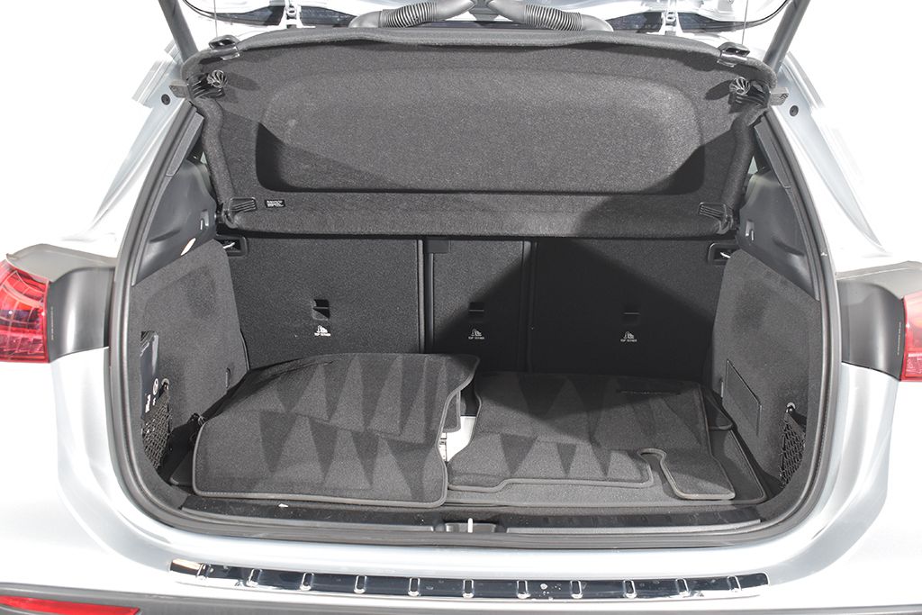 Thumbnail: 2026 Mercedes-Benz GLA - 5