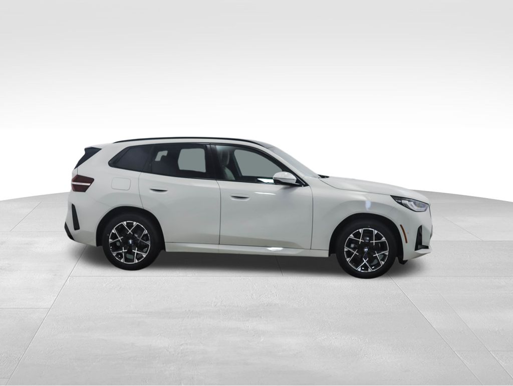 Thumbnail: 2026 BMW X3 - 6