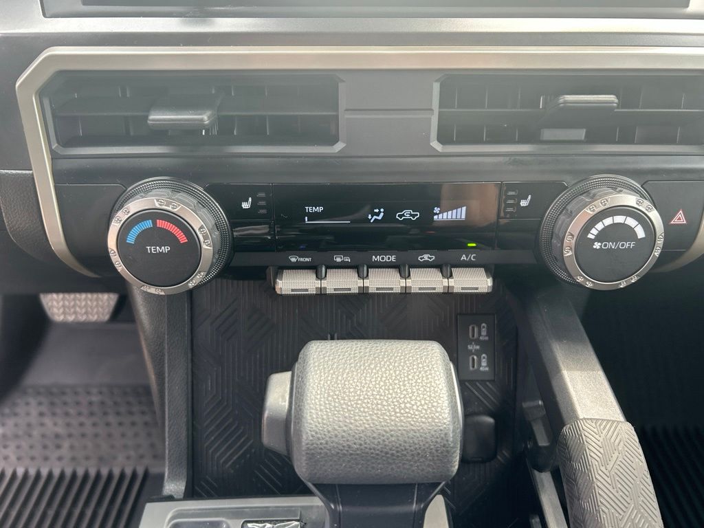 Used 2025 Toyota Tacoma Truck