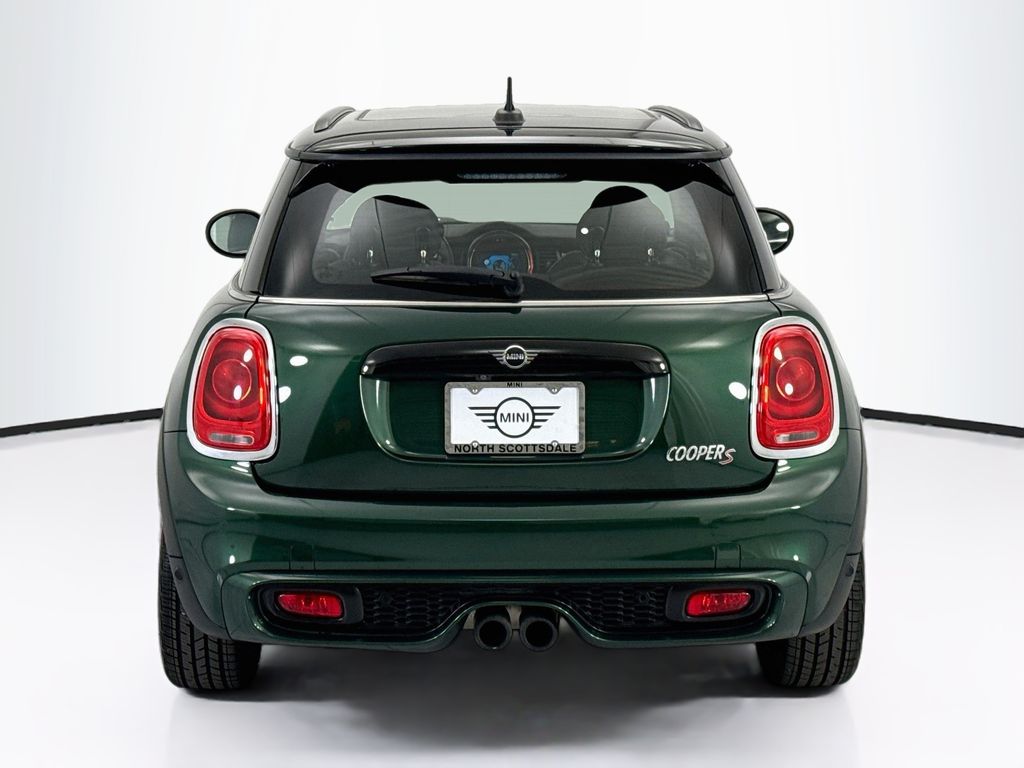 Used 2019 Green MINI Signature image 6