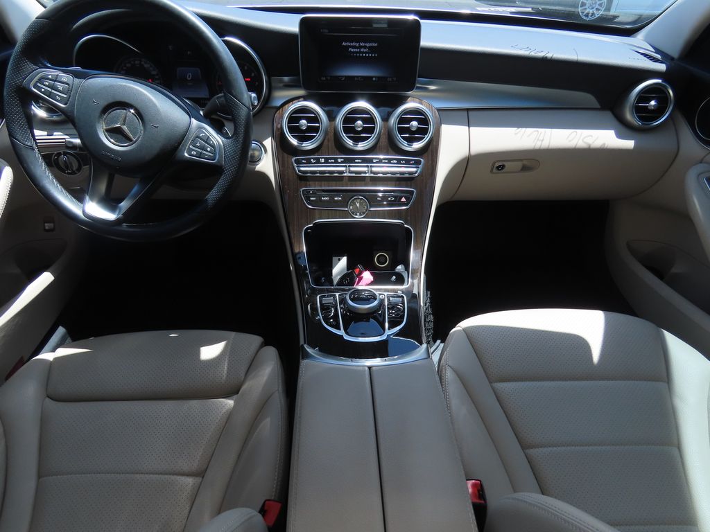 Thumbnail: 2017 Mercedes-Benz C-Class - 7