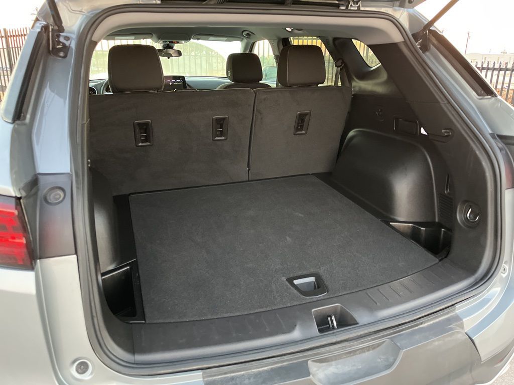 Thumbnail: 2025 Chevrolet Blazer - 9