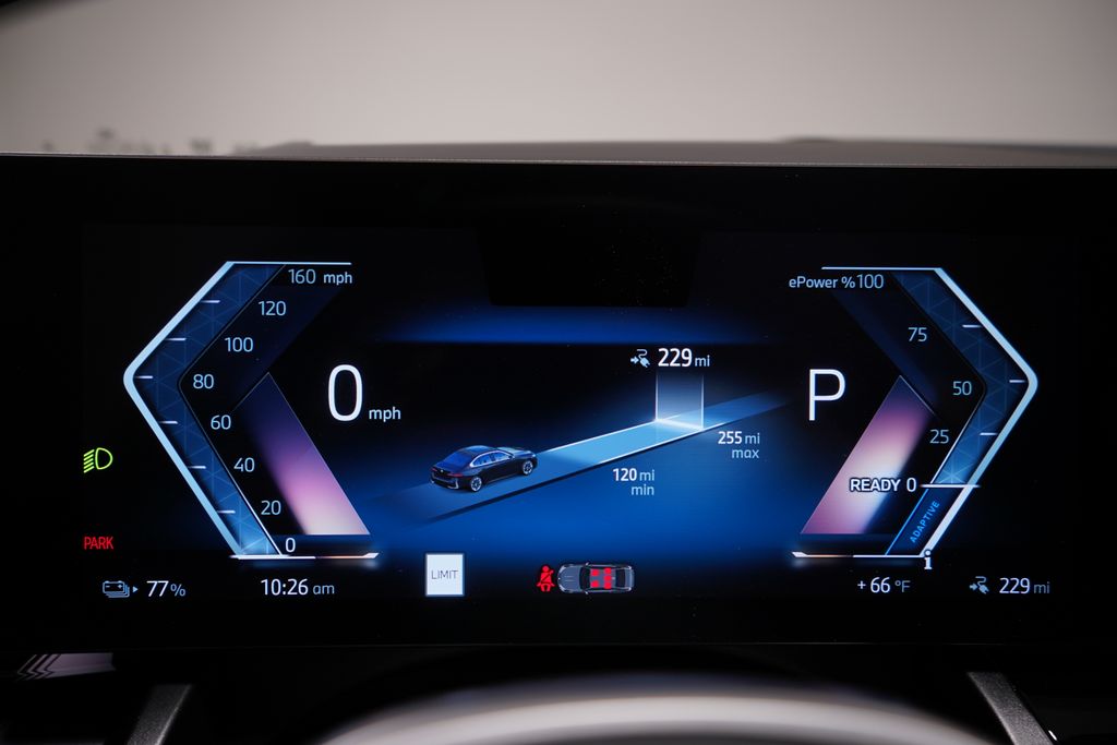 Thumbnail: 2025 BMW i5 - 22