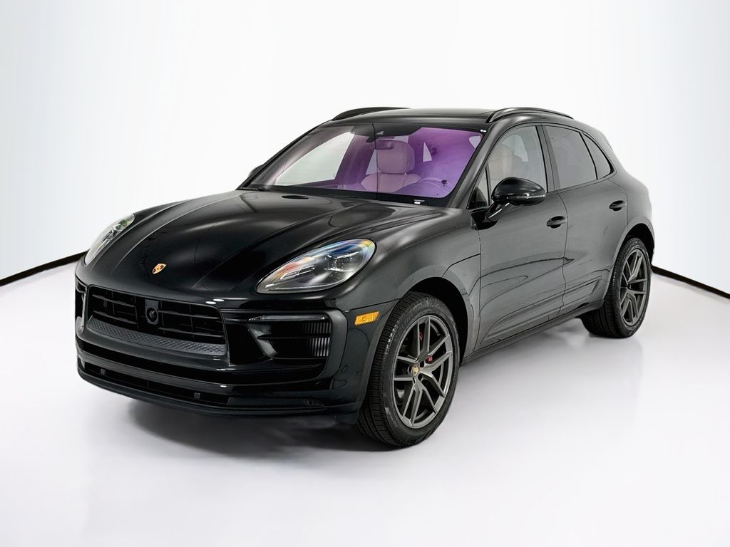 Thumbnail: 2025 Porsche Macan - 1
