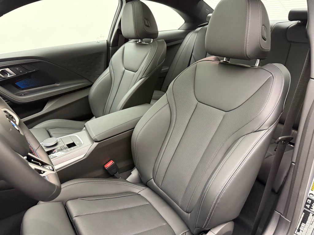 Thumbnail: 2025 BMW 2 Series - 5