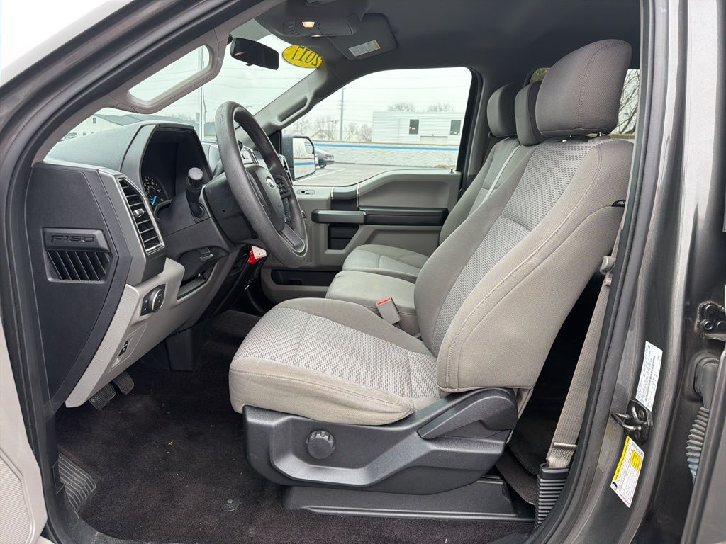 Thumbnail: 2017 Ford F-150 - 15