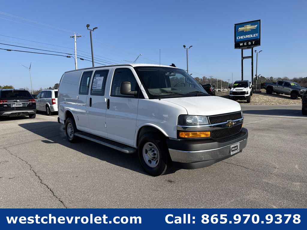 2024 Chevrolet Express Cargo 2500 RWD