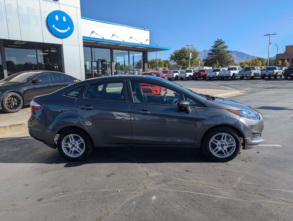 2017 Ford Fiesta SE 2