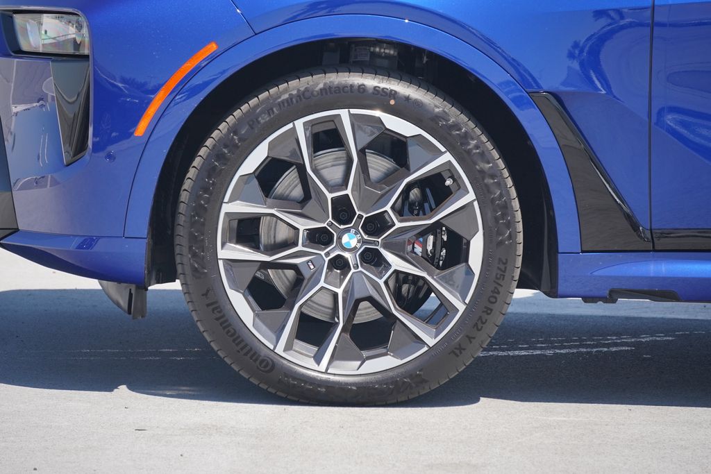 2025 BMW X7 M60i 5