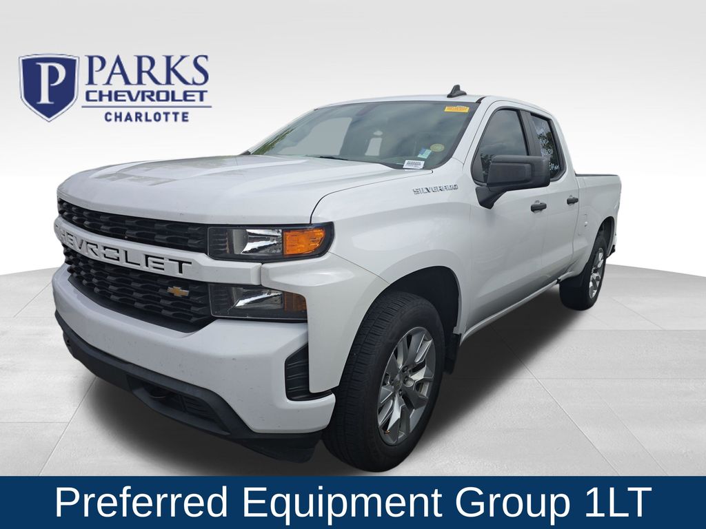 Summit White 2025 Chevrolet Silverado 2500HD Pickup Truck Four-Wheel Drive Automatic