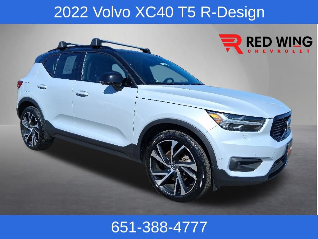 Glacier Silver Metallic 2022 Volvo XC40 T5 R-Design AWD SUV / Crossover All-Wheel Drive Automatic