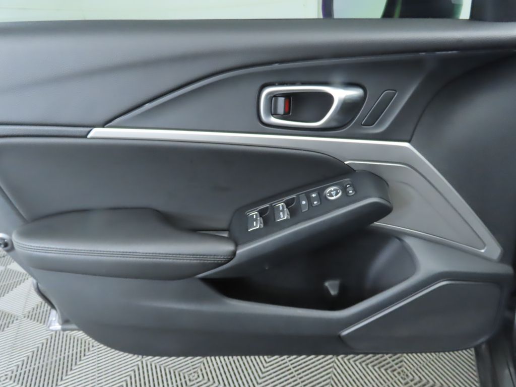 Thumbnail: 2023 Acura Integra - 24