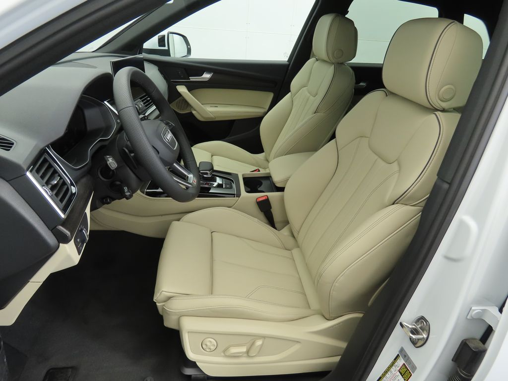 2025 Audi Q5  19