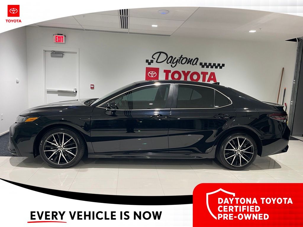 2024 Toyota Camry SE - Photo 15