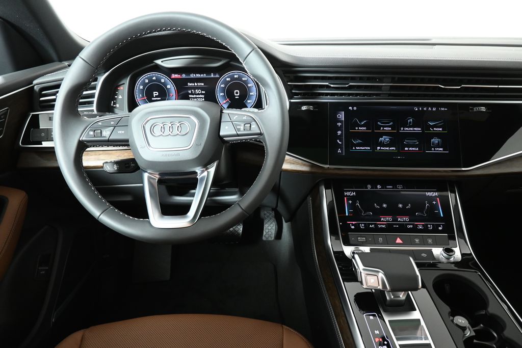 2025 Audi Q8  4