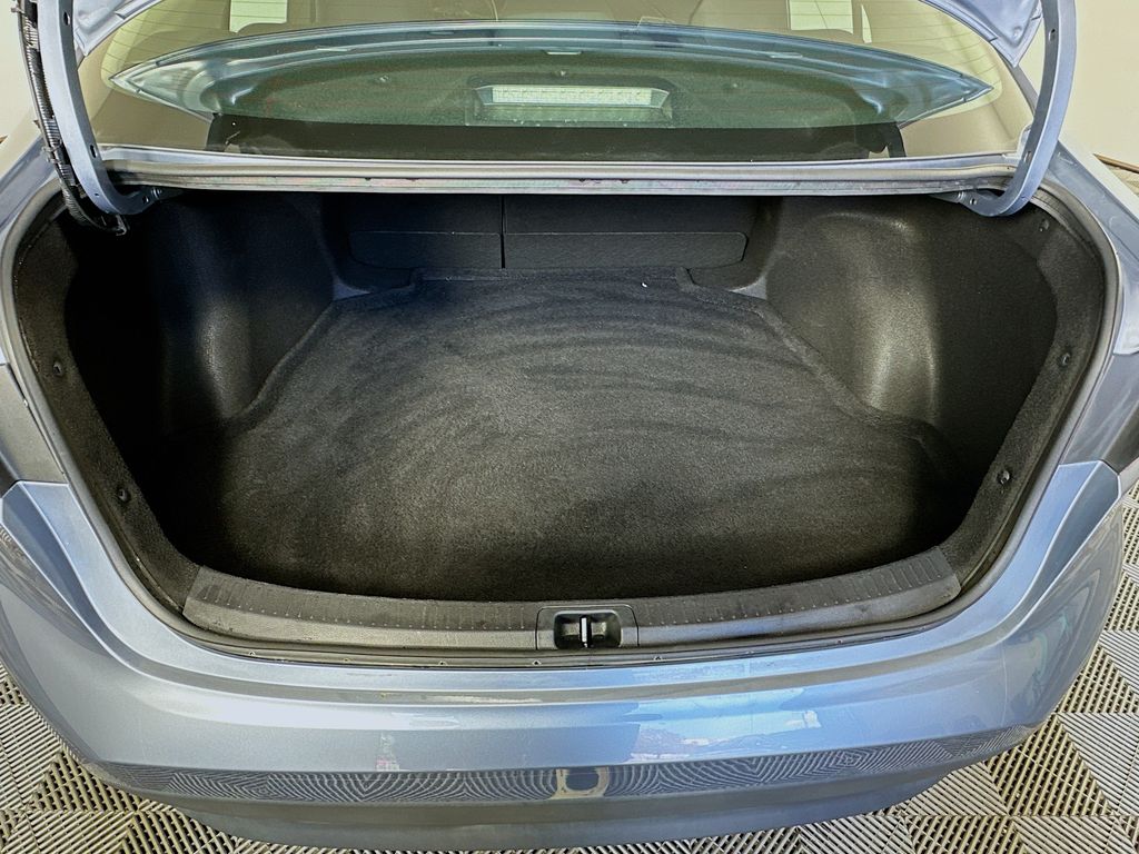 Thumbnail: 2024 Toyota Corolla - 25