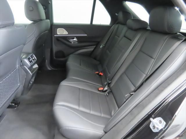 Thumbnail: 2026 Mercedes-Benz GLE - 22