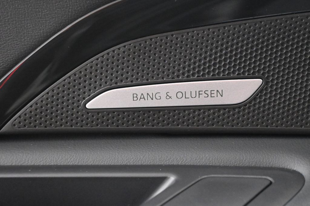 Thumbnail: 2025 Audi Q5 - 27