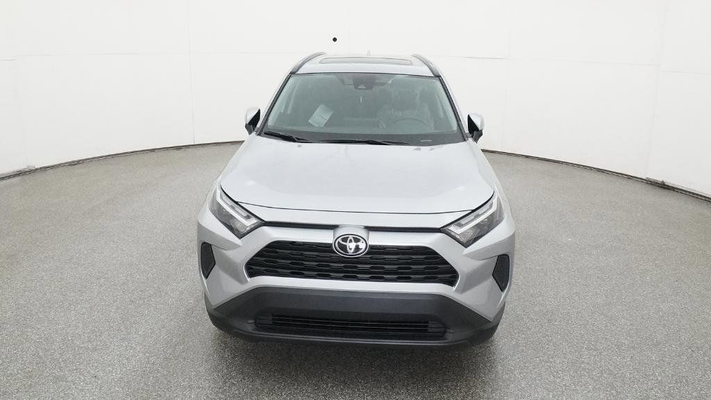 Thumbnail: 2025 Toyota RAV4 - 22