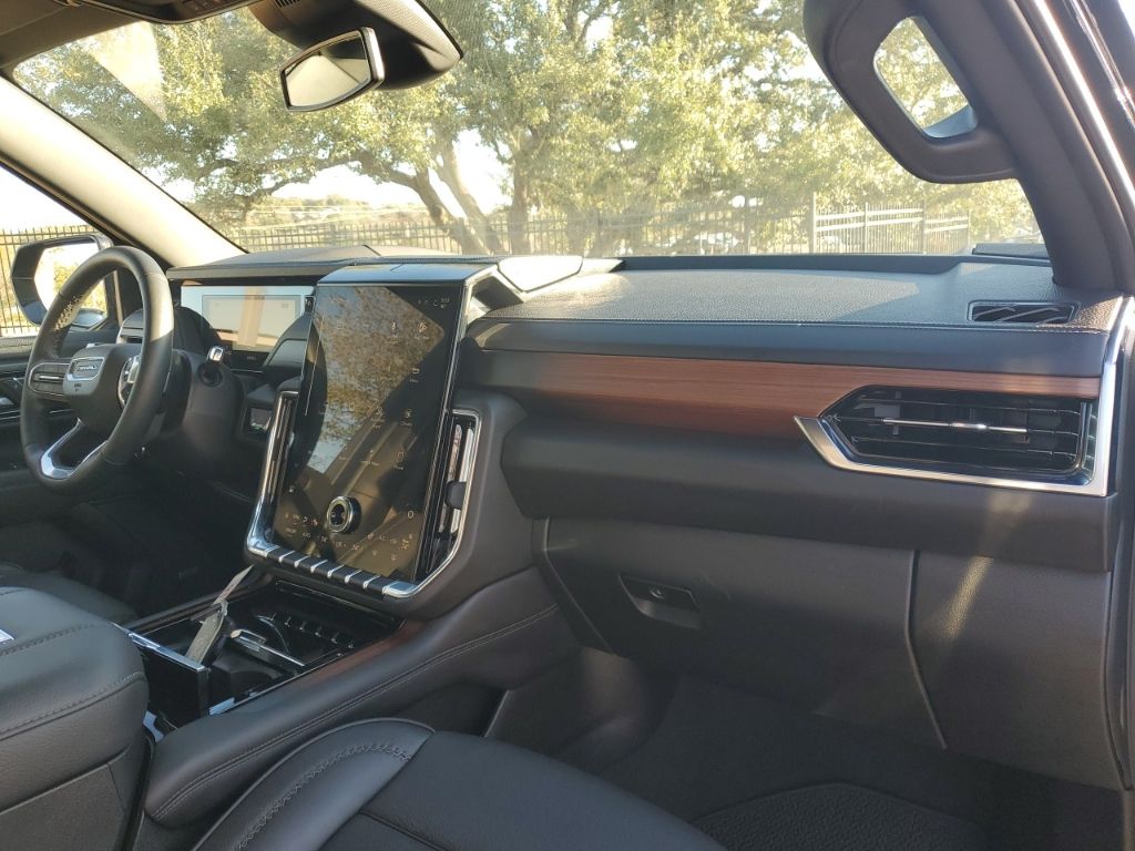 Used Car 2025 Gmc Yukon  Denali For Sale Under $80,000 In Austin, Texas