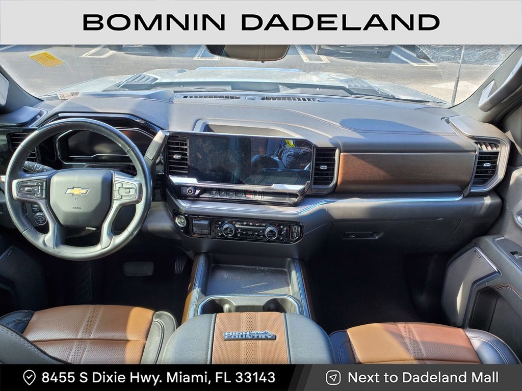 2024 Chevrolet Silverado 3500HD High Country photo