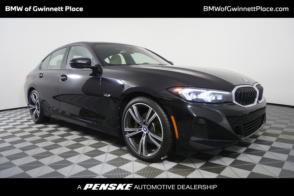 Thumbnail: 2023 BMW 3 Series - 1