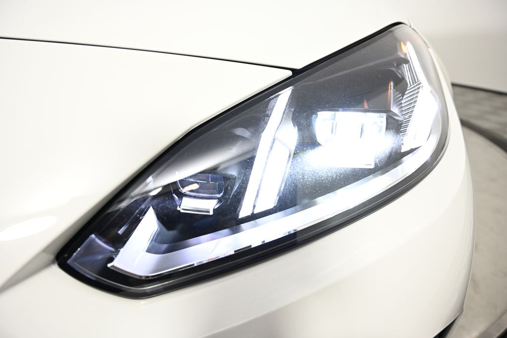 Thumbnail: 2026 BMW 2 Series - 9