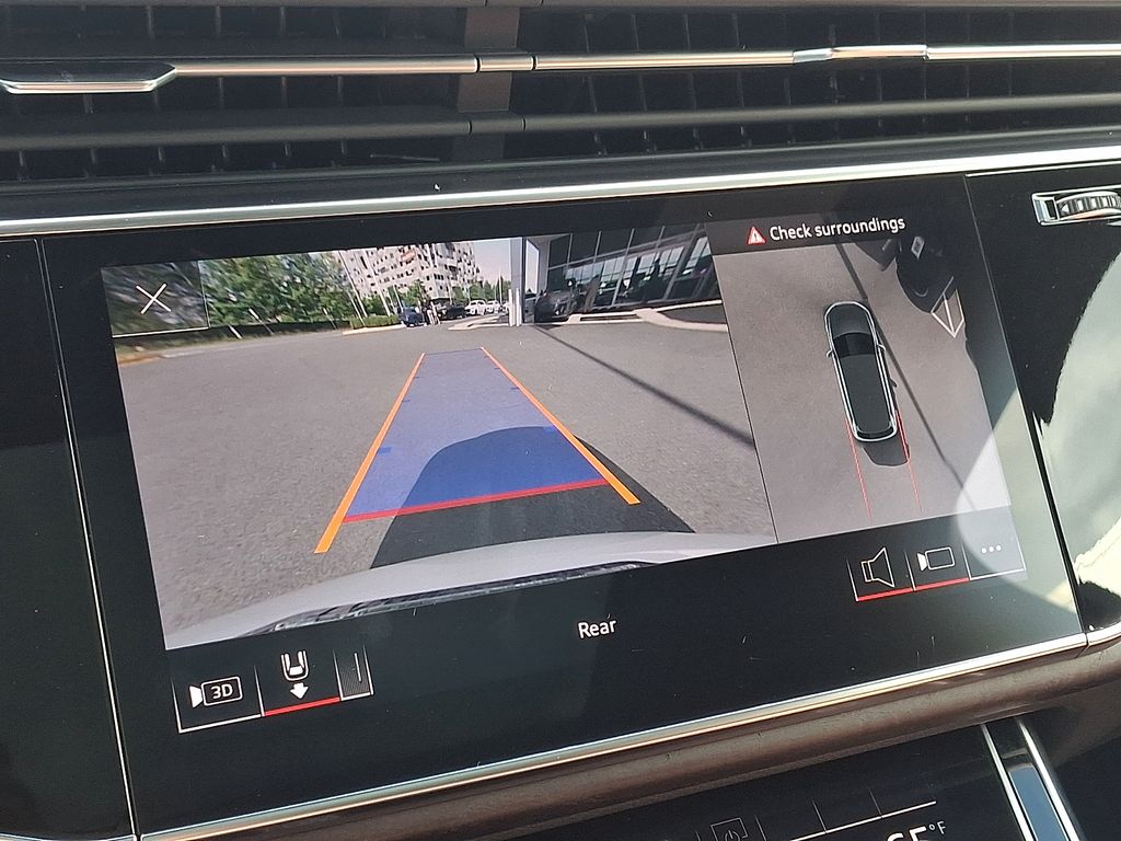 Thumbnail: 2023 Audi Q7 - 18