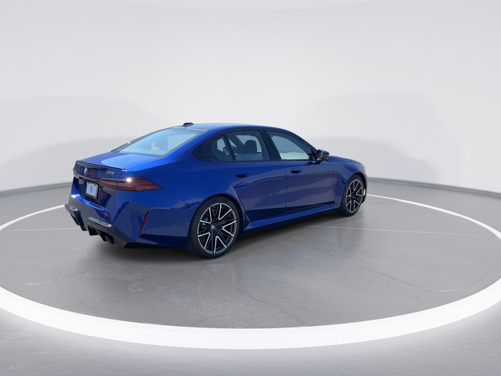 Thumbnail: 2026 BMW M5 - 8