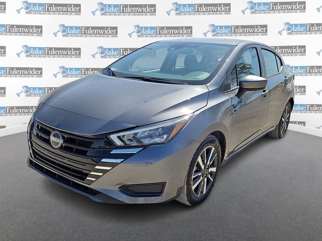 2025 Nissan Versa SV FWD