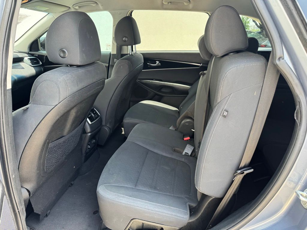 Used Car 2020 Kia Sorento  Lx For Sale Under $12,000 In Georgetown, Texas