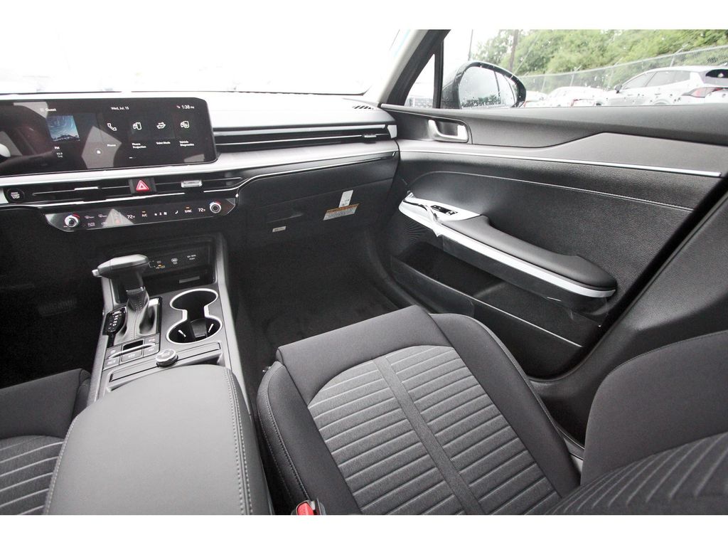 New 2026 Kia K5 Sedan