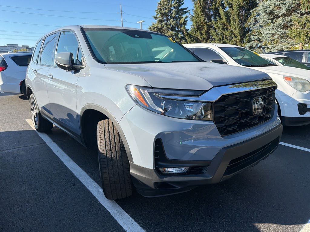 Thumbnail: 2023 Honda Passport - 4