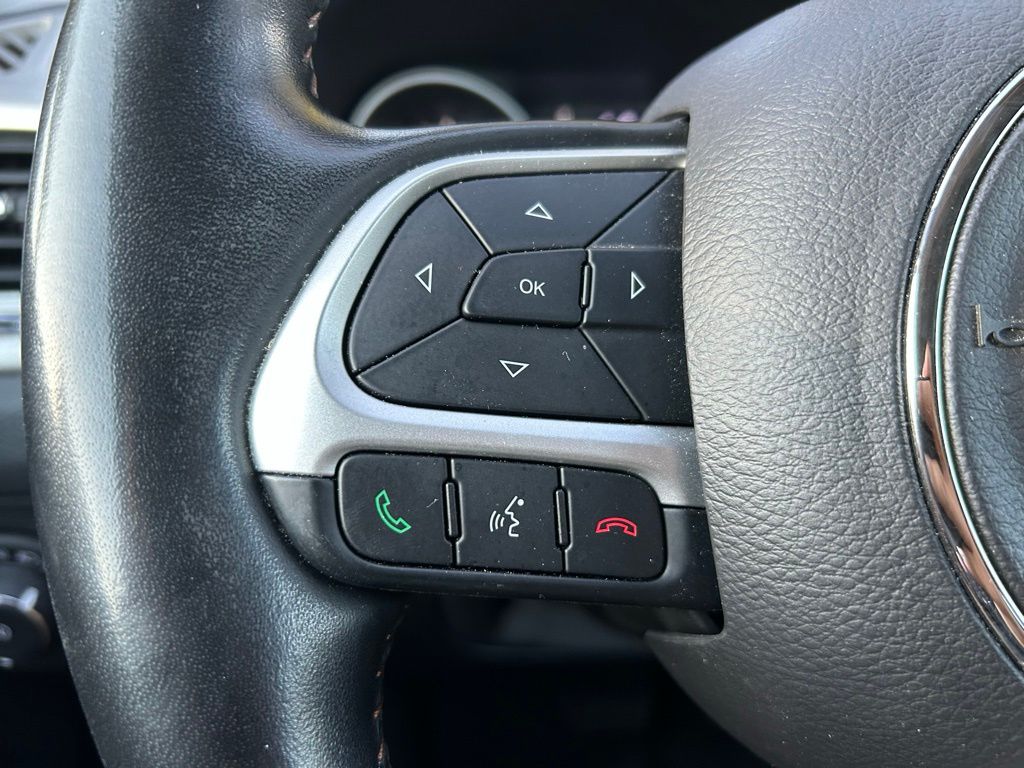 Thumbnail: 2020 Jeep Compass - 20